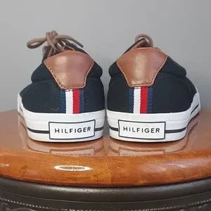 Tommy Hilfiger | Shoes | Tommy Hilfiger Mens Black Size 5  display picture 1